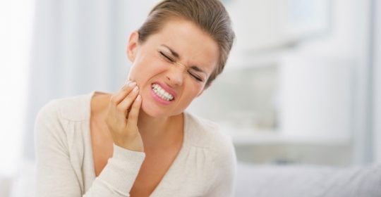 Protecting Sensitive Teeth in the Winter